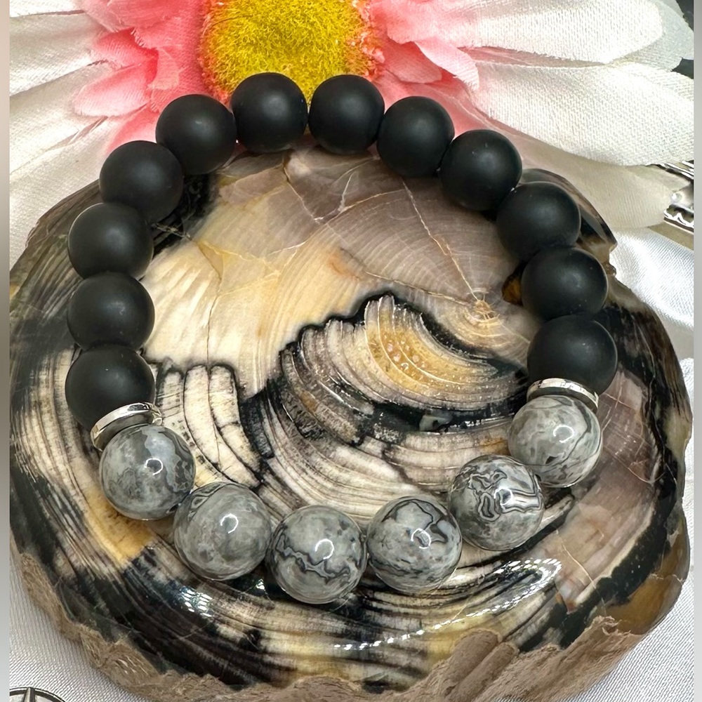 6” Map Jasper & Matte Black Onyx Beaded Bracelet – 10mm Stones